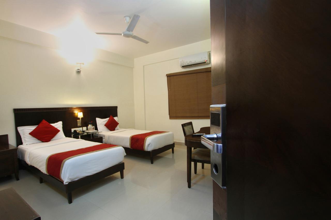 Hotel Amshi International Bangalore Exterior foto
